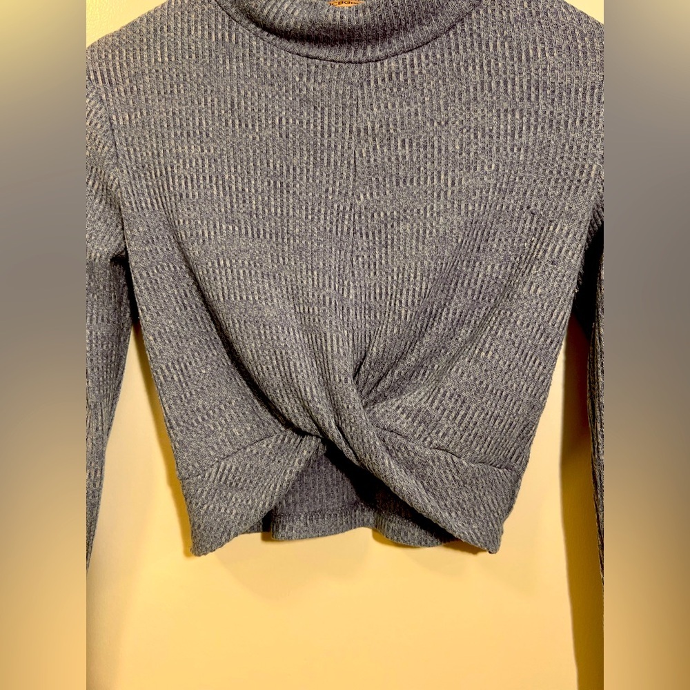 Blue Ribbed Knit Twist-Front Top - Picture 3 of 4